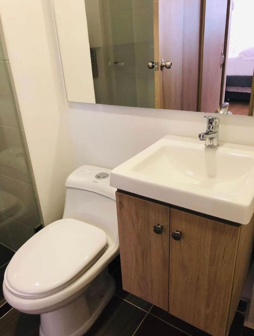 Apartamentos San Jose Vistal Al Lago, Cerca Del Parque. Guatape. Ngoại thất bức ảnh
